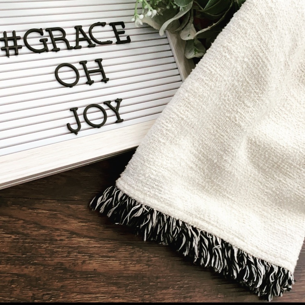 Zara Blouse 🌟✨ - Picture 2 of 2